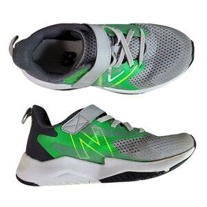 New Balance Rave Run v2 Sneakers Gray 2.5 Wide Youth Hook Loop Mesh Bungee Lace